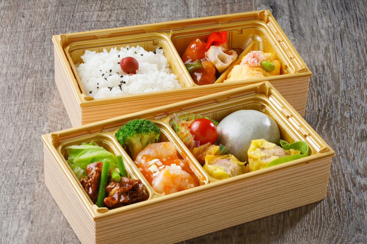 「シェフの特撰弁当  2,200円(税込)」