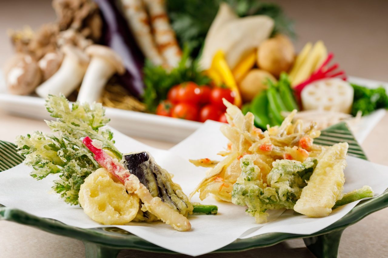 【4月】ランチビュッフェ「揚げたて野菜天婦羅と魚介フェア」